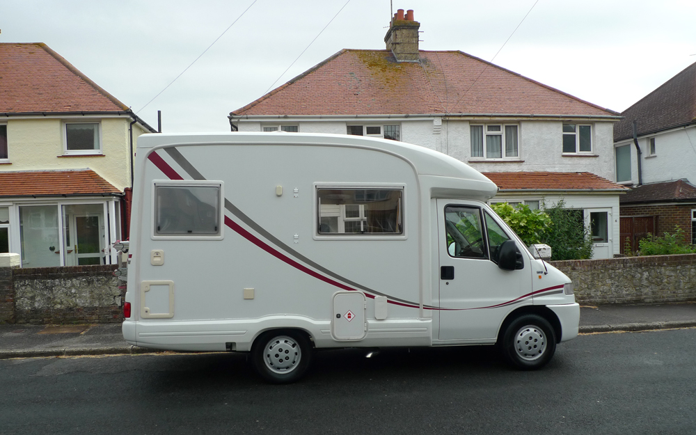 Wednesday July 17th (2019) We've bought a new old motorhome. width=